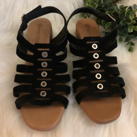 NEW Black suede Misty style Eric Michael heels - Picture 3 of 6